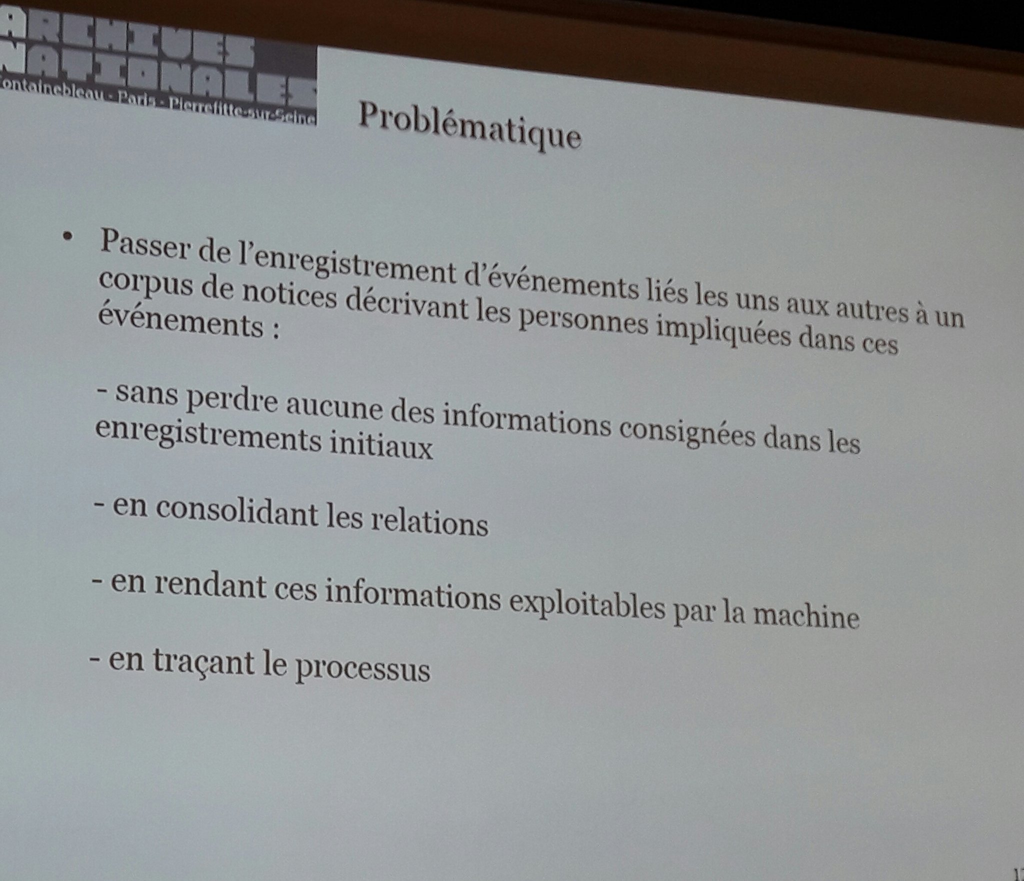 #AAFrasad17 Florence Clavaud et Cyprien Henry, @ArchivesnatFr : le référentiel national des notaires https://t.co/aTBZvI1Sn5