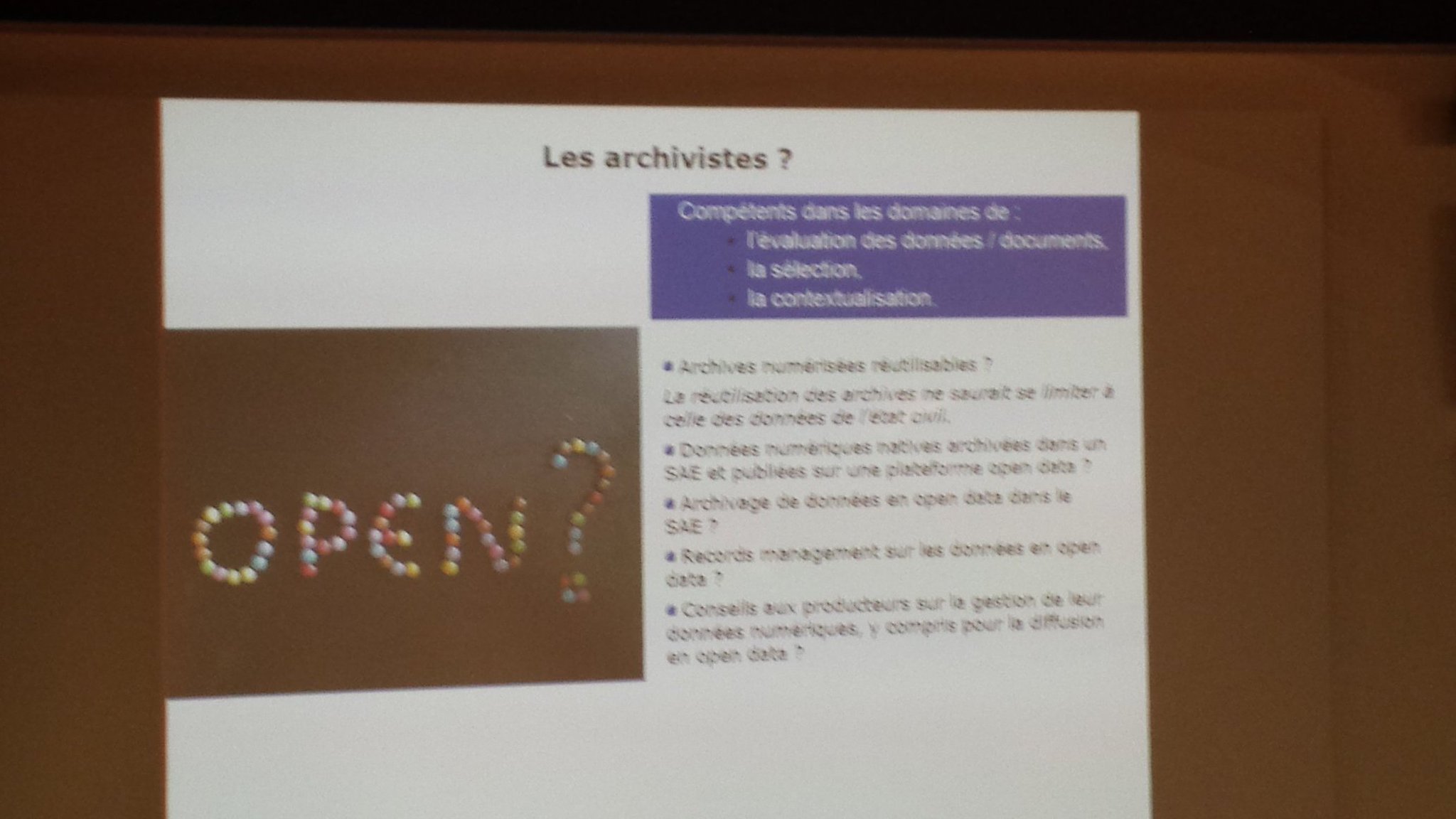 #aafrasad17 alors on regarde passer le train ou on fait ça ?  J'adore :) https://t.co/cDHsdY4KBT