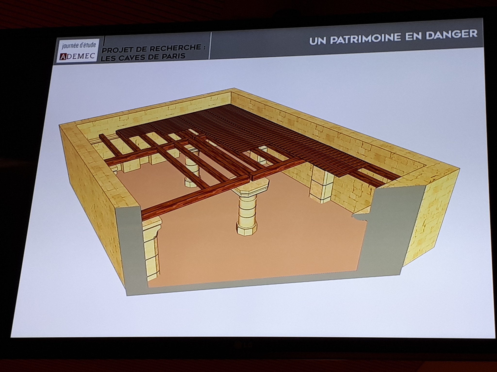 #JE_ADEMEC "C'est pas sexy les caves." Moi je trouve ça terriblement sexy les caves médiévales modélisées en 3D ! #medievaltwitter https://t.co/p9uHaTjBP5